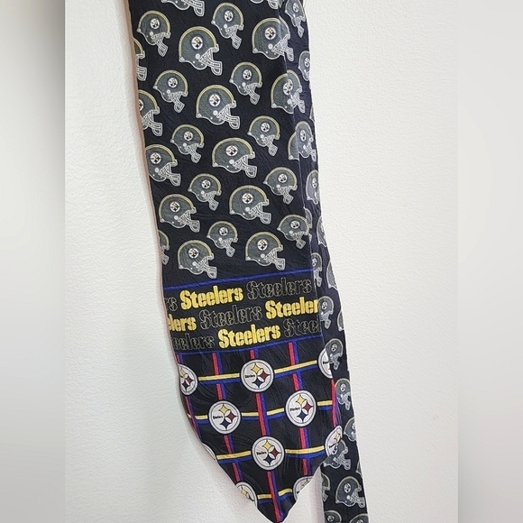 Vintage 90's Pittsburgh Steelers 100% Silk Tie, Made In USA - Picture 2 of 4